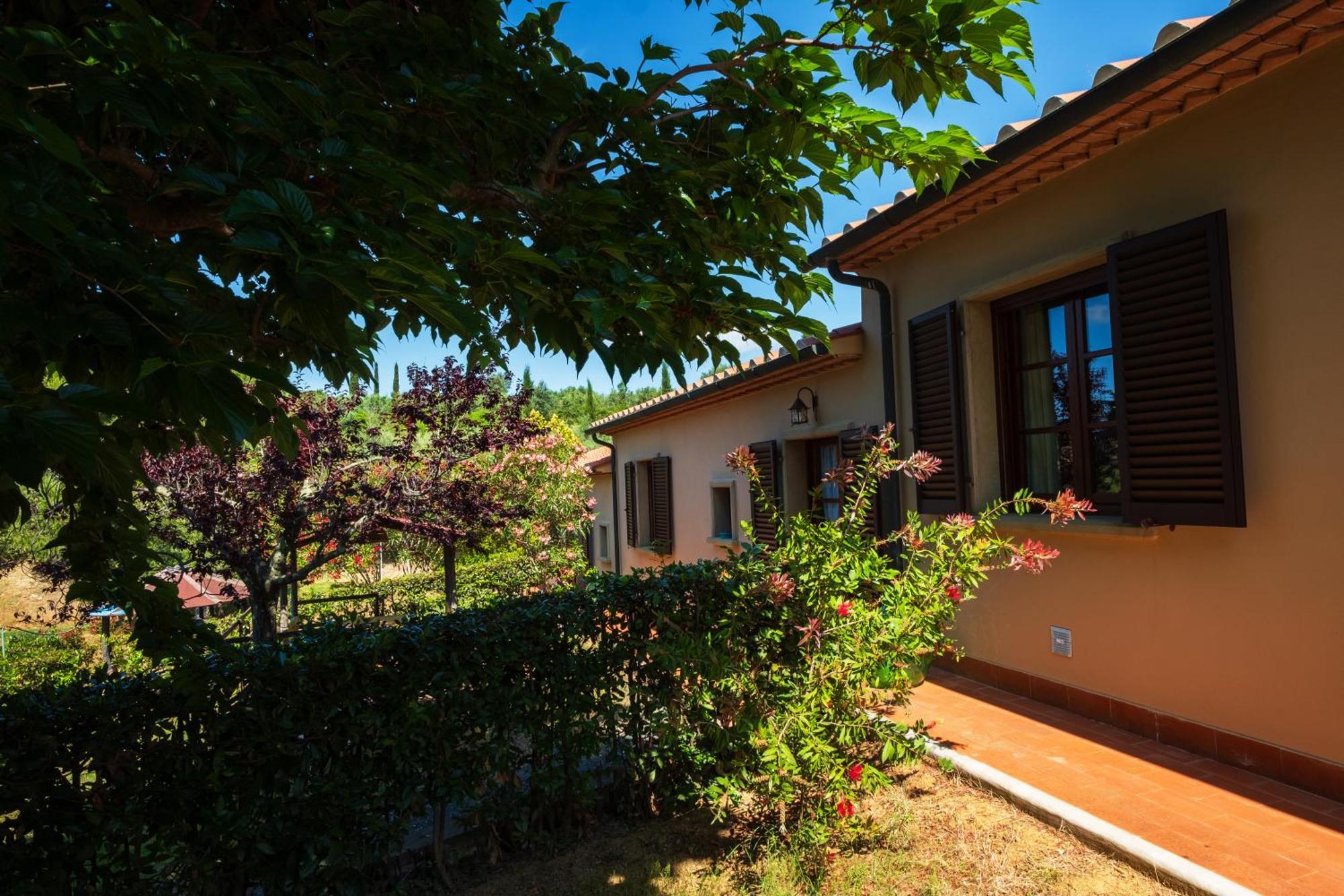 Agriturismo I Cerroni 蒙泰斯库达伊奥 外观 照片