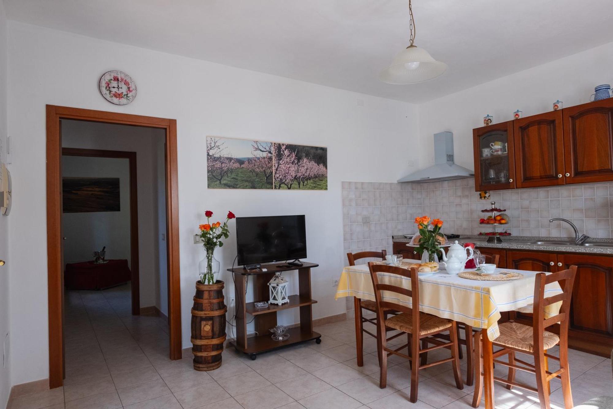Agriturismo I Cerroni 蒙泰斯库达伊奥 外观 照片