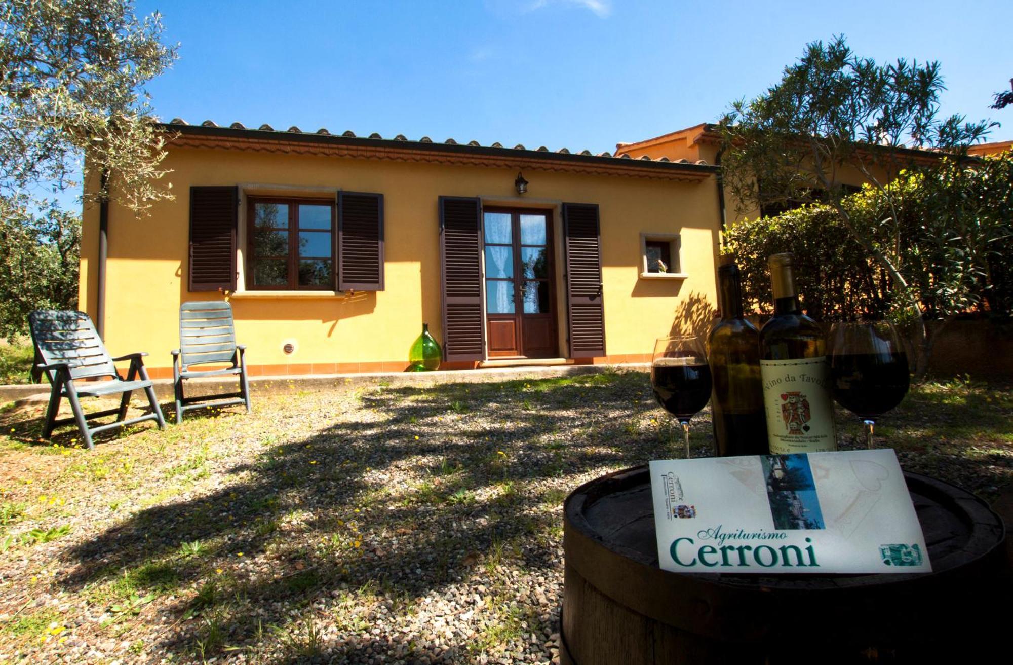 Agriturismo I Cerroni 蒙泰斯库达伊奥 外观 照片