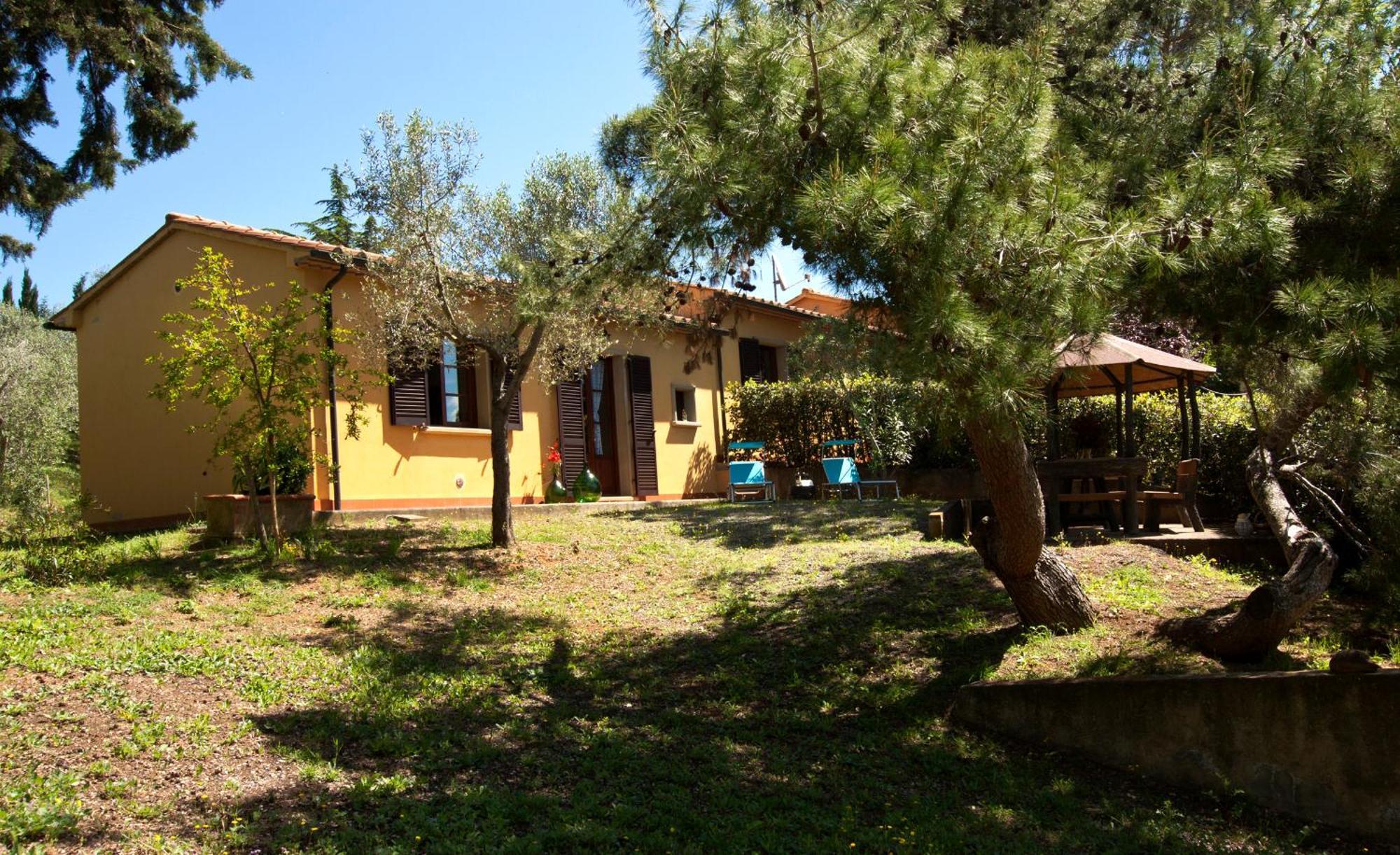 Agriturismo I Cerroni 蒙泰斯库达伊奥 外观 照片